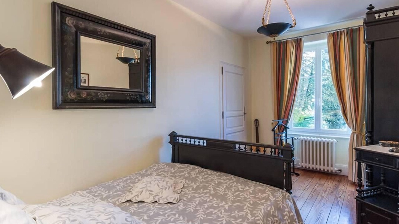 Photo of Bedroom in Fougerolles-Saint-Valbert