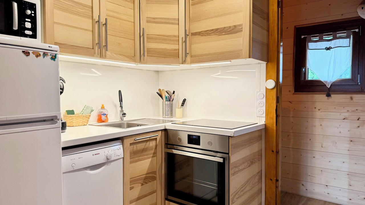 Photo of Kitchen in Premanon