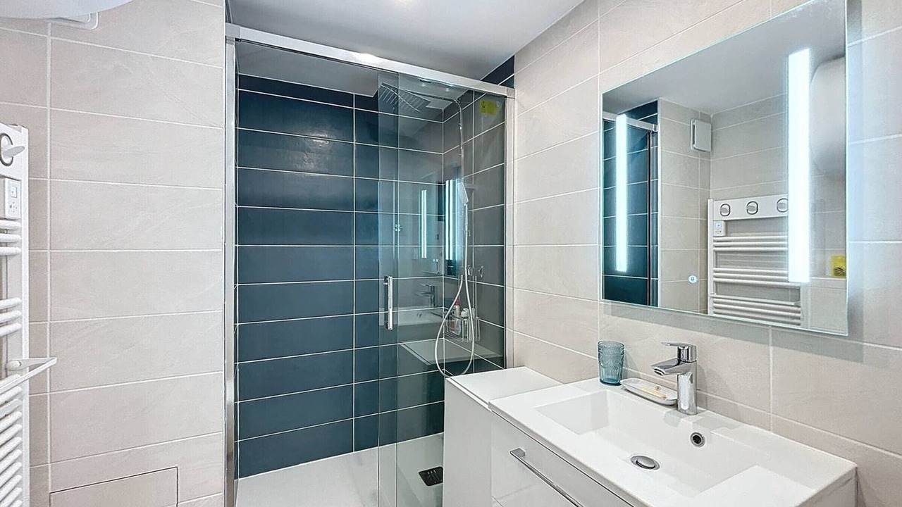 Photo of Bathroom in Le Home