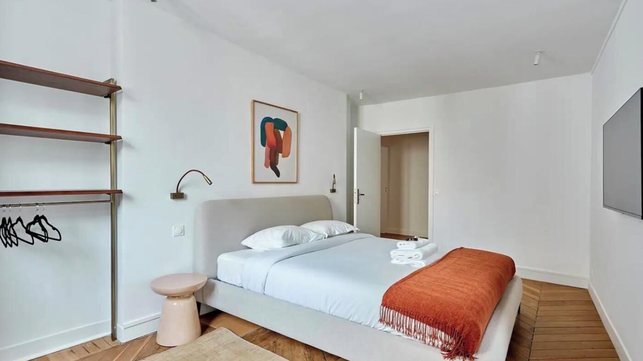 Photo of Bedroom in Vivienne
