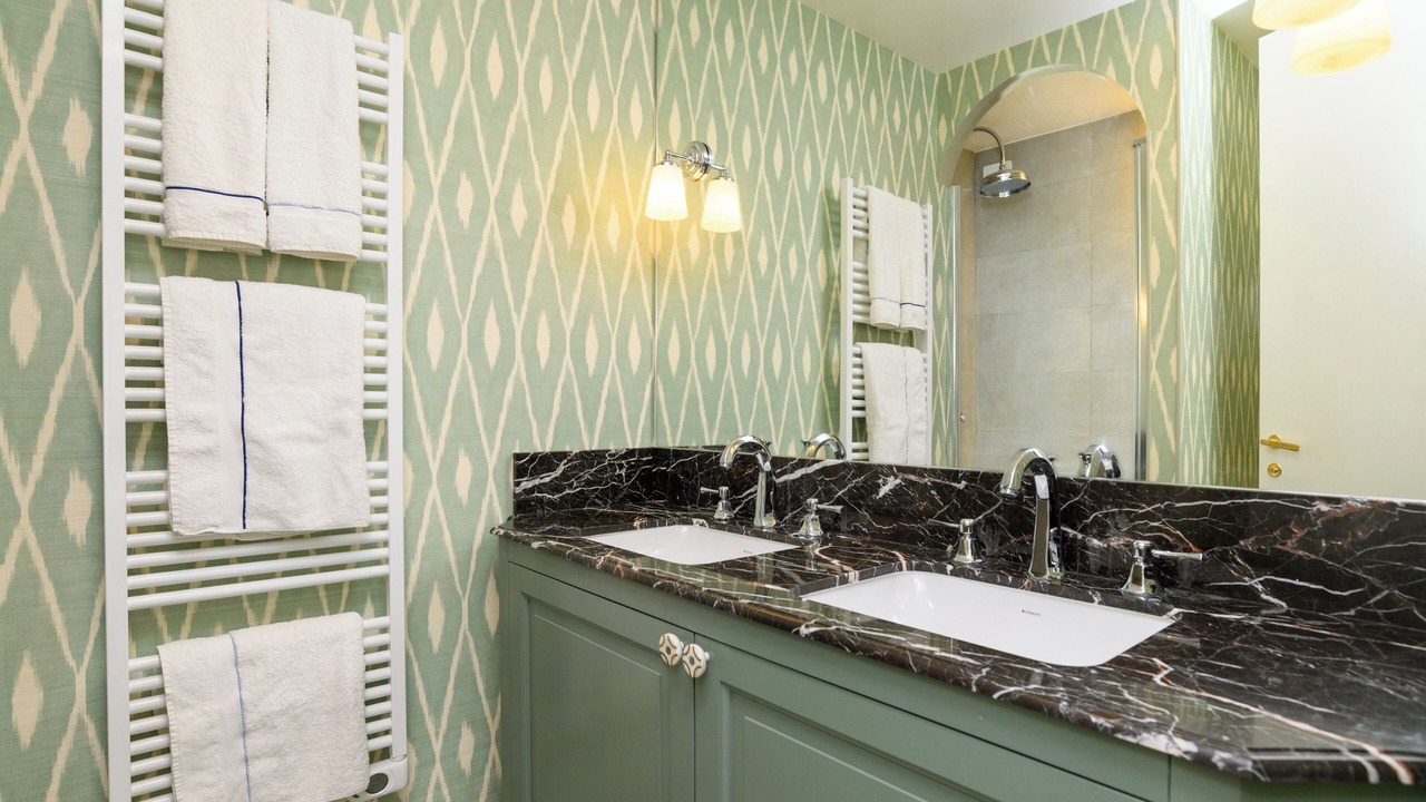 Photo of Bathroom in Necker