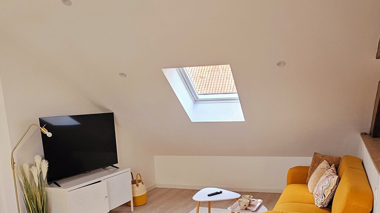 Photo of Livingroom in Lens