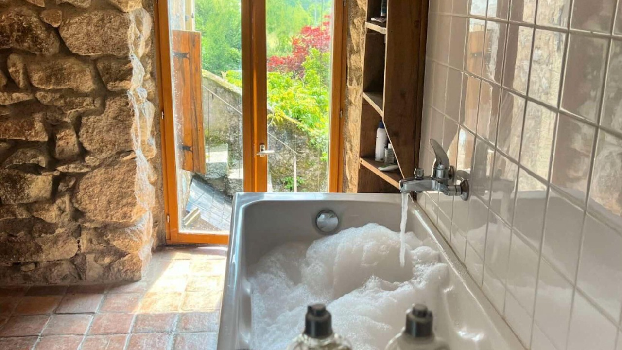 Photo of Bathroom in Ouroux-en-Morvan