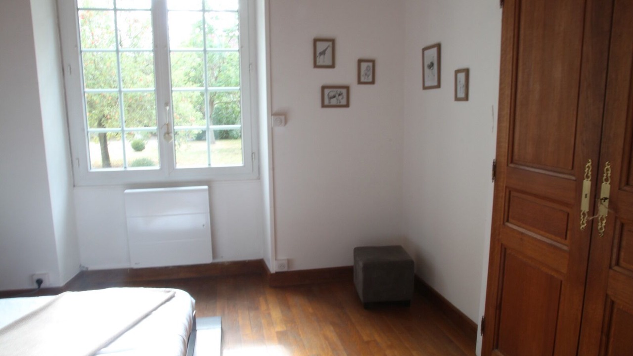 Photo of Bedroom in Chevrainvilliers