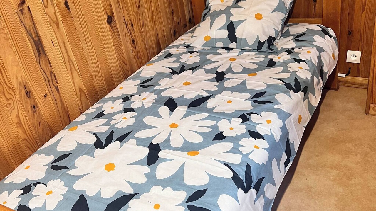 Photo of Bedroom in Vosne-Romanee