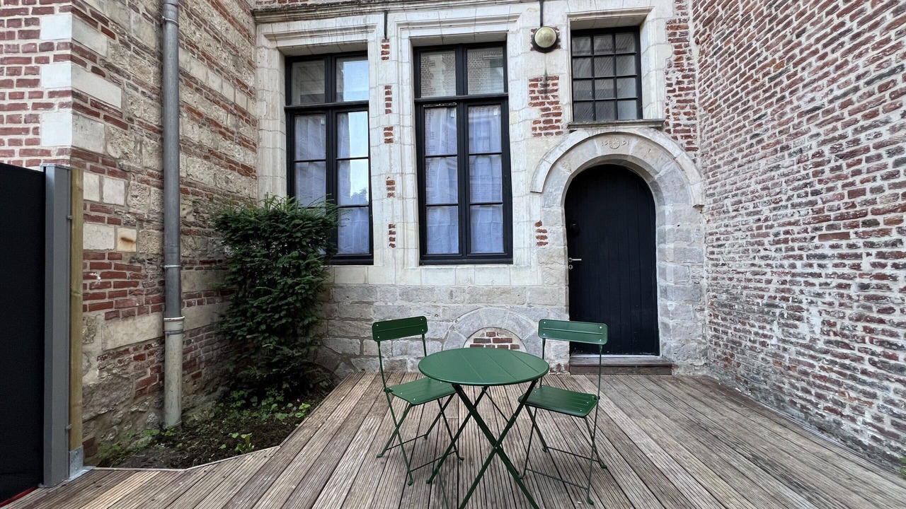 Photo of Others in Arras