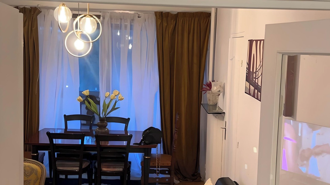 Photo of Livingroom in Colombes