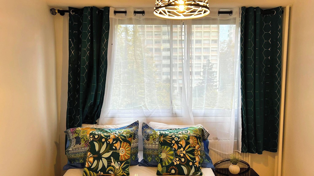 Photo of Bedroom in Colombes