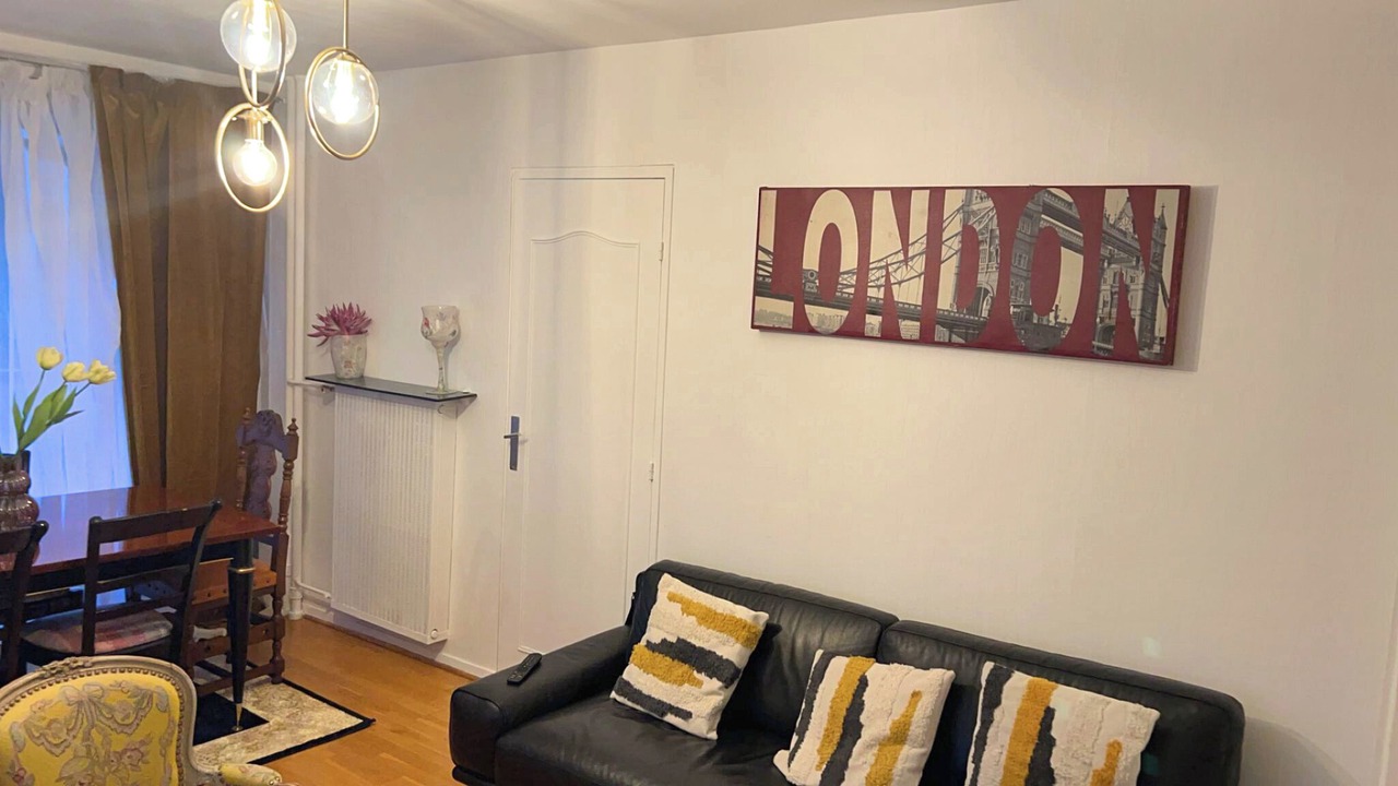 Photo of Livingroom in Colombes