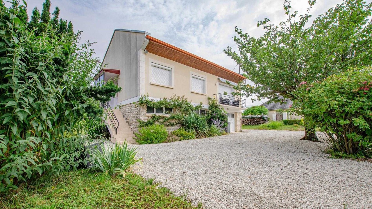 Photo of Outdoor in Auxon