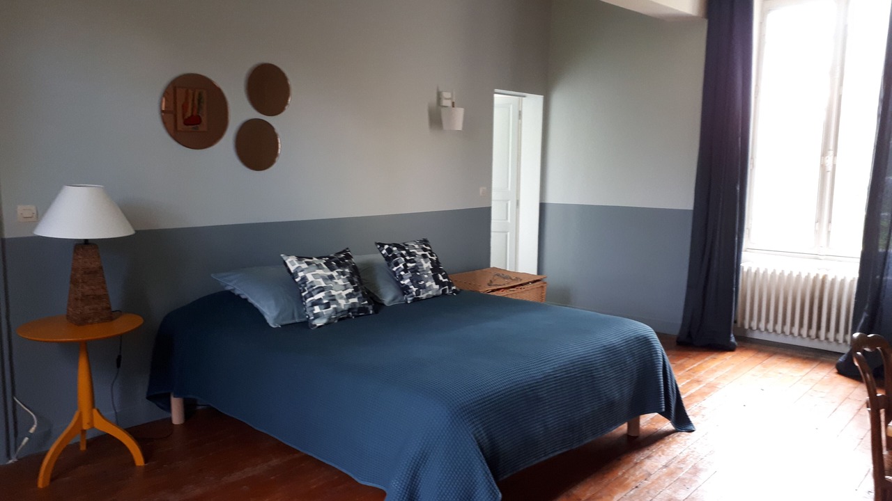 Photo of Bedroom in Saint-Lambert-sur-Dive