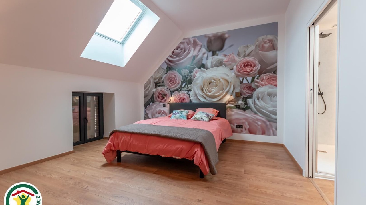 Photo of Bedroom in Monthelon