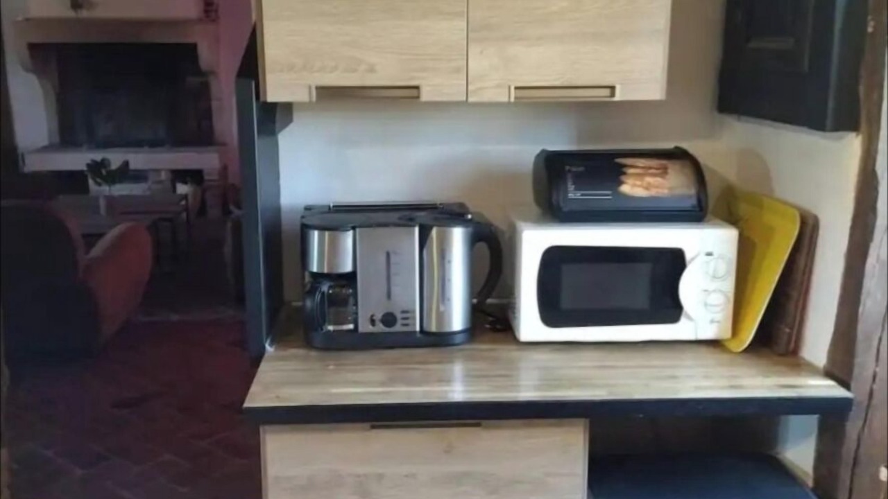 Photo of Kitchen in Saint-Didier-d'Aussiat