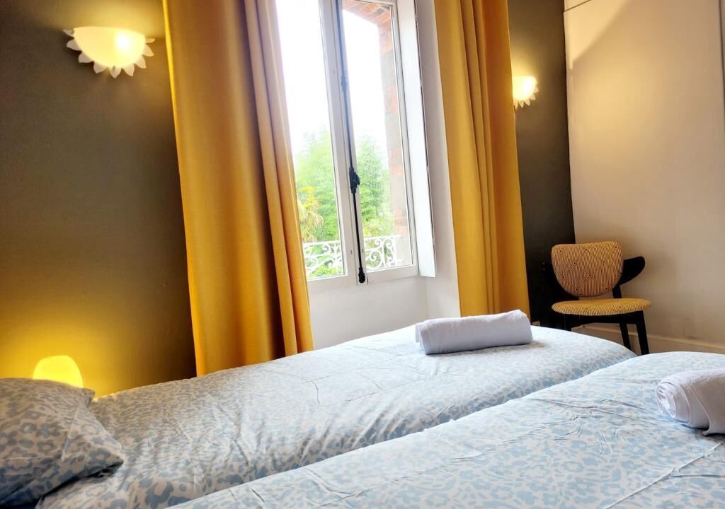 Photo of Bedroom in Richebourg - Saint-Clement