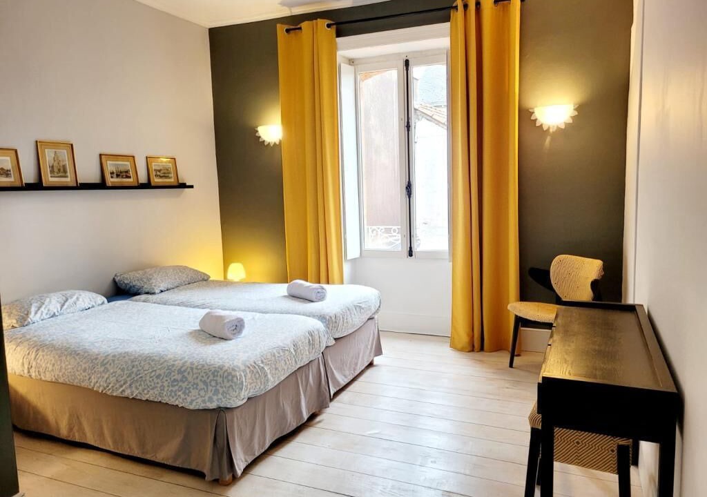 Photo of Bedroom in Richebourg - Saint-Clement