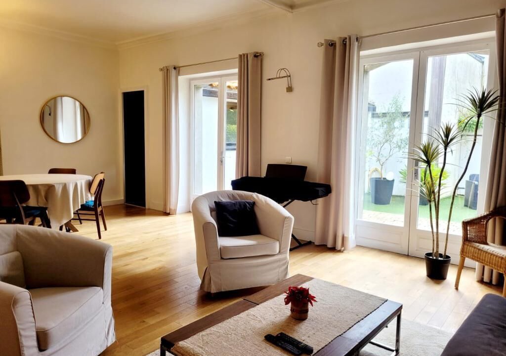 Photo of Livingroom in Richebourg - Saint-Clement