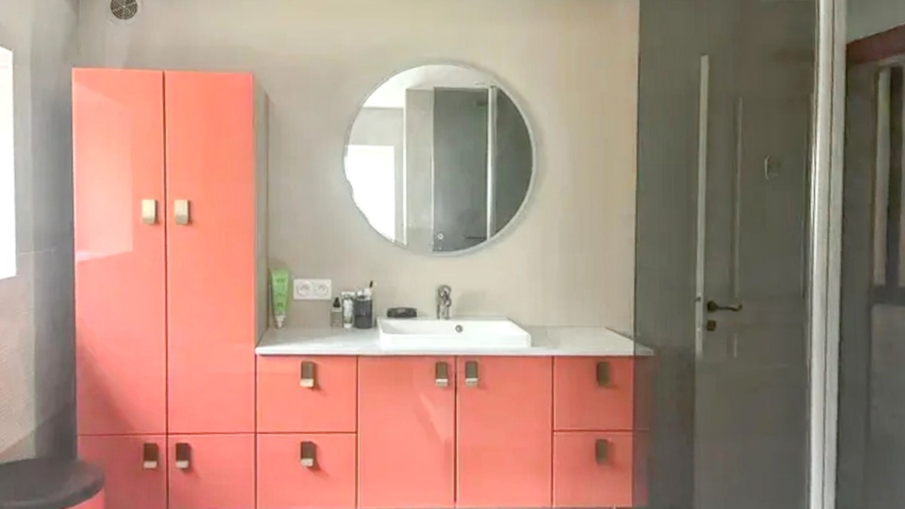 Photo of Bathroom in Hermival-les-Vaux