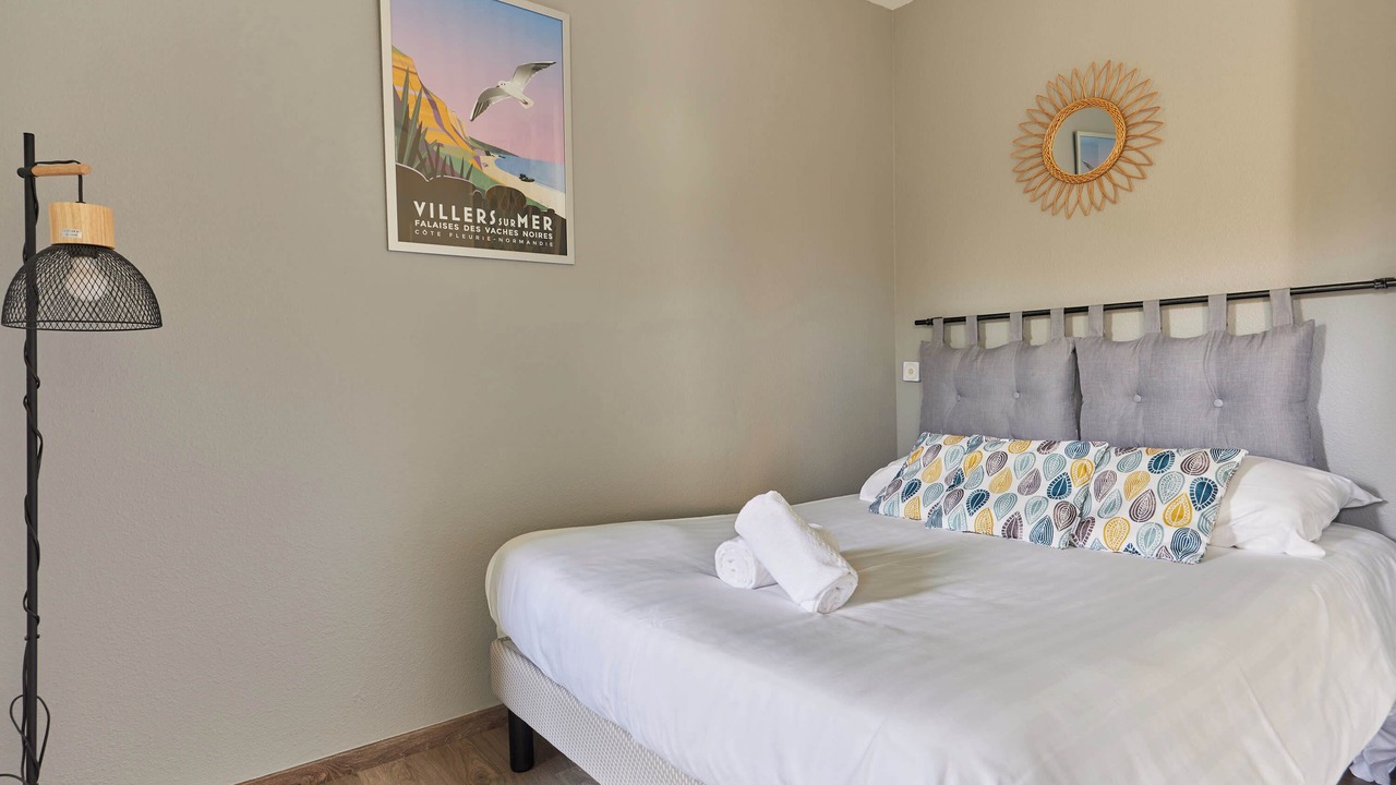 Photo of Bedroom in Equemauville