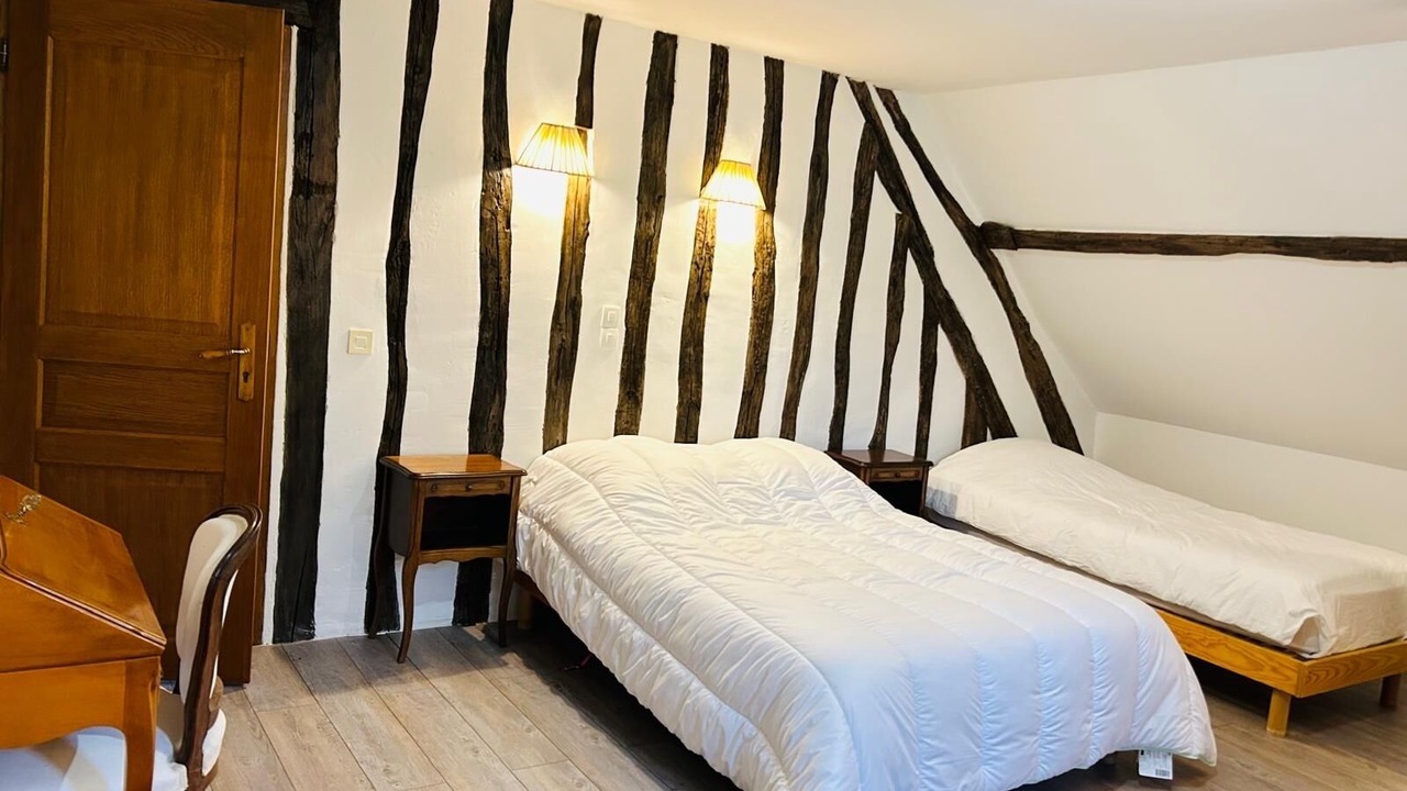 Photo of Bedroom in Mentheville