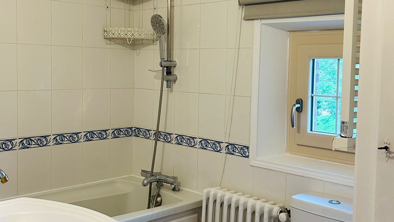 Photo of Bathroom in Mentheville