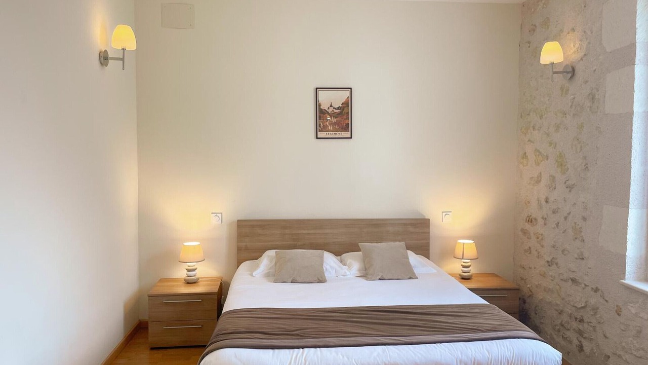 Photo of Bedroom in Thesee