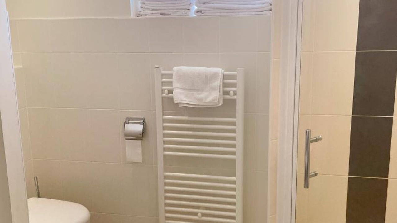 Photo of Bathroom in Thesee