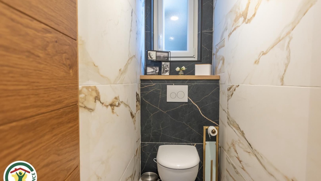 Photo of Bathroom in Epernay