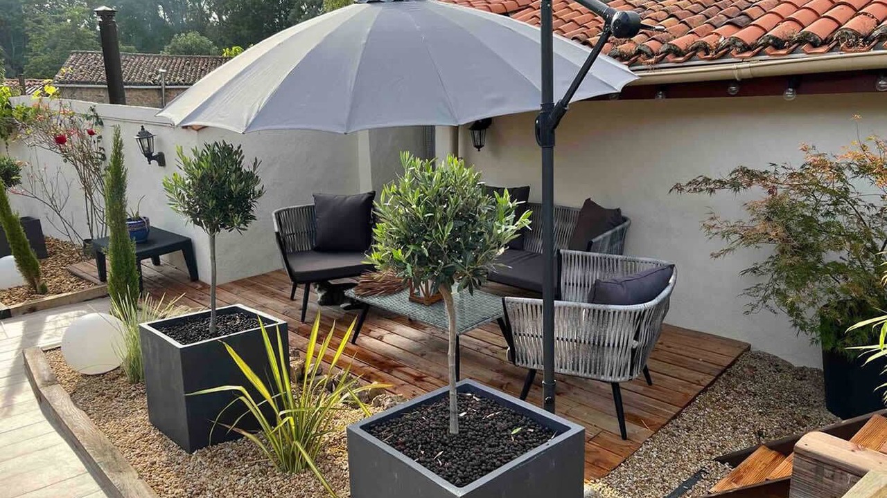 Photo of Patio Balcony in Gourge