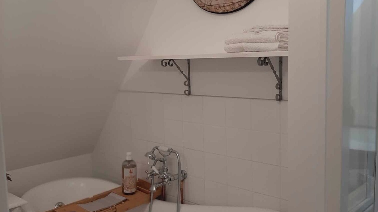 Photo of Bathroom in Doudeauville