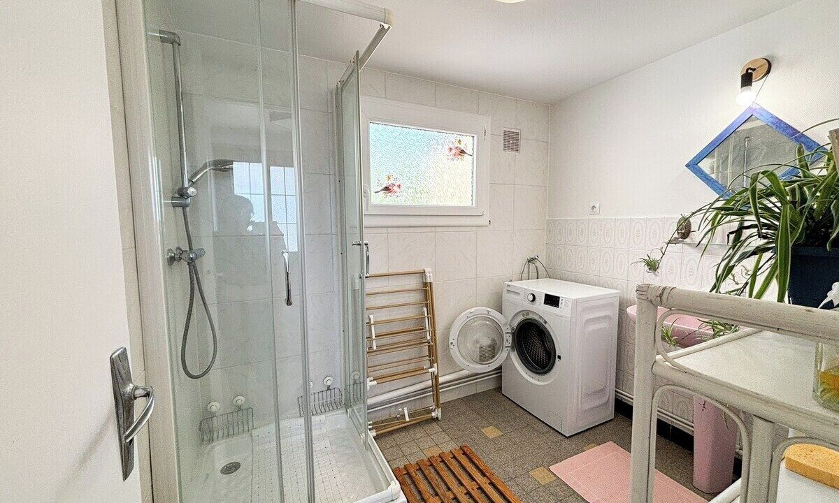Photo of Bathroom in Saint-Sulpice-sur-Risle