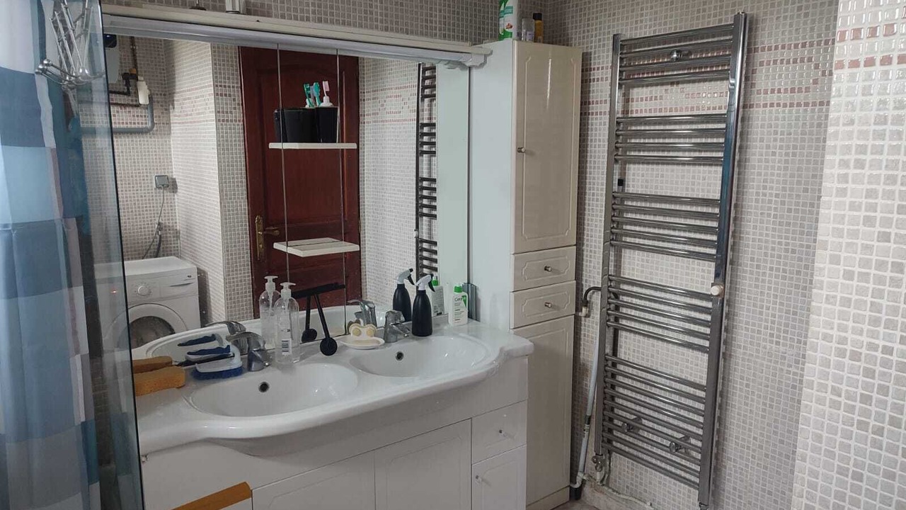 Photo of Bathroom in Poissy