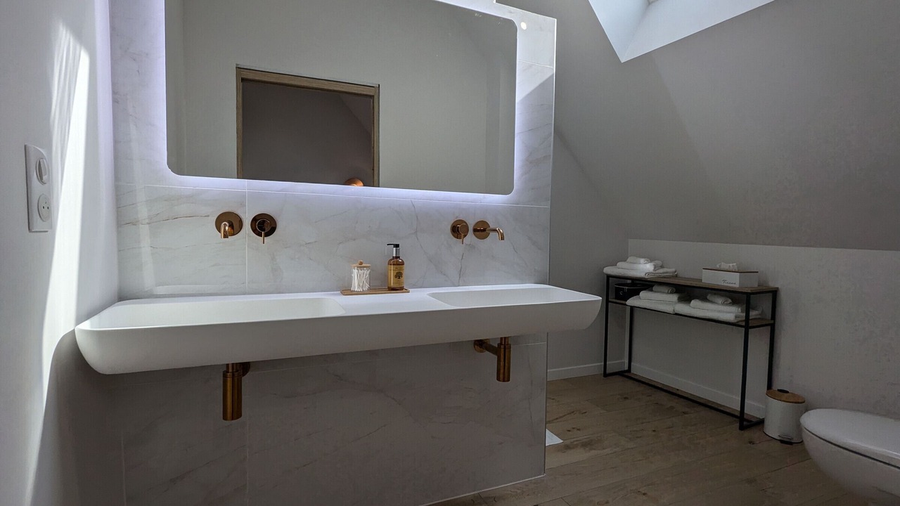 Photo of Bathroom in Lorcy