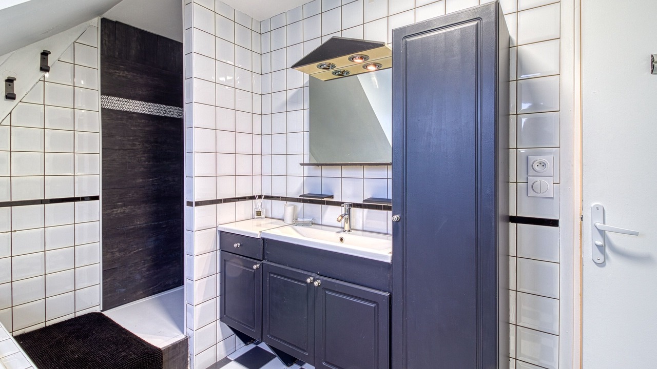 Photo of Bathroom in Gare