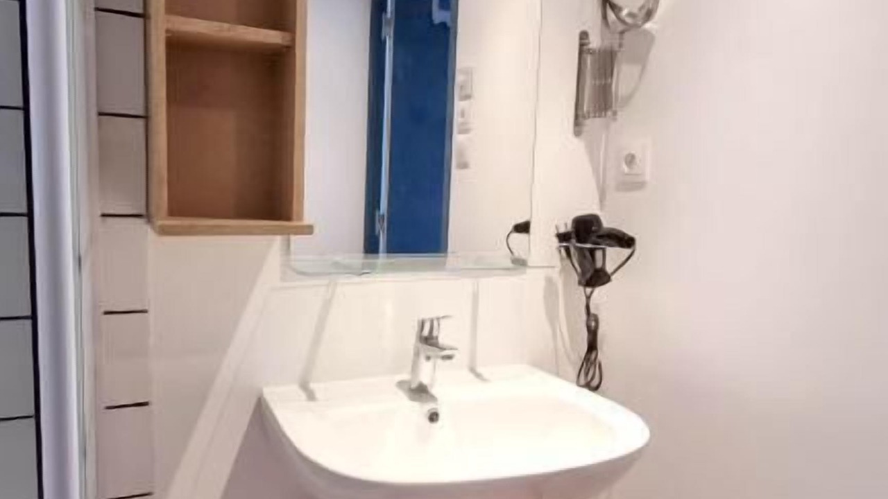 Photo of Bathroom in Avesnes-sur-Helpe