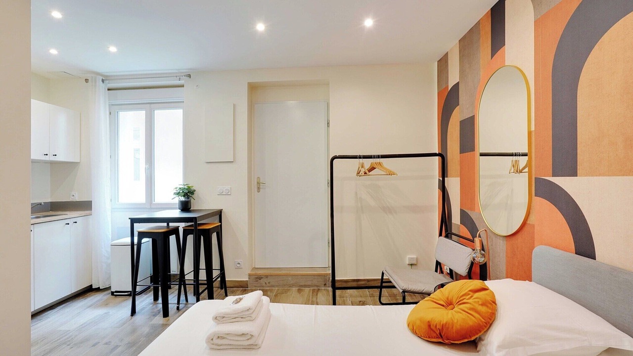 Photo of Bedroom in Levallois-Perret