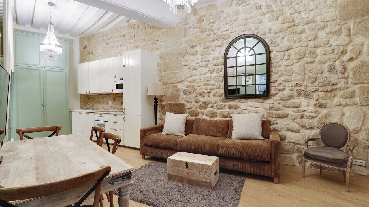 Photo of Livingroom in Val-de-Grace