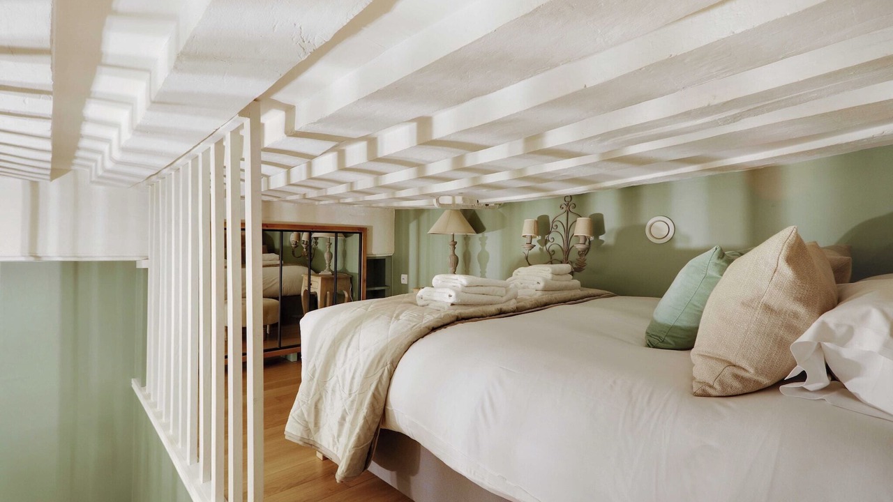 Photo of Bedroom in Val-de-Grace