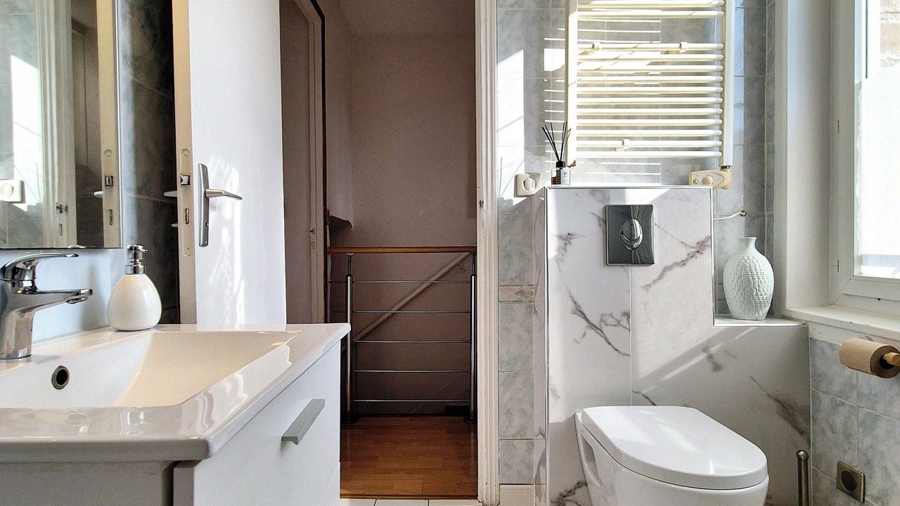 Photo of Bathroom in Chantilly