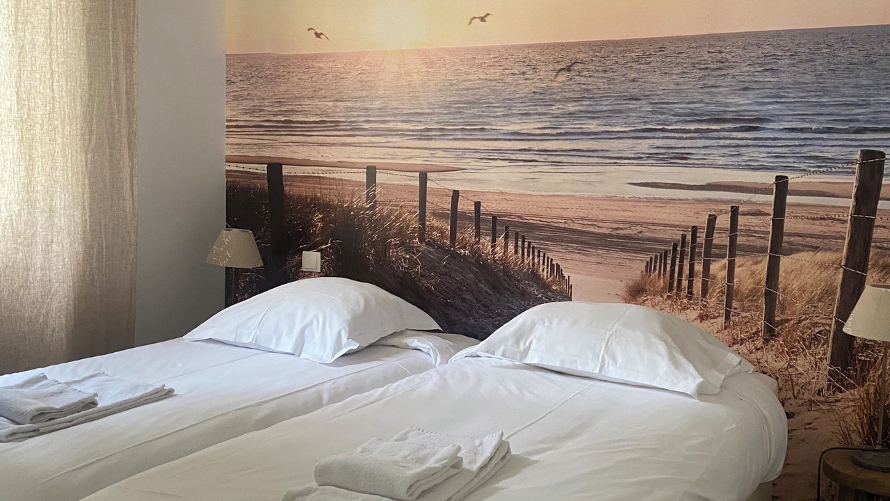 Photo of Bedroom in Saint-Quentin-en-Tourmont