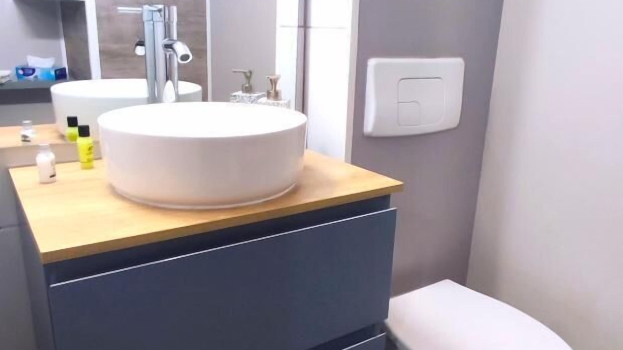 Photo of Bathroom in Buzancy