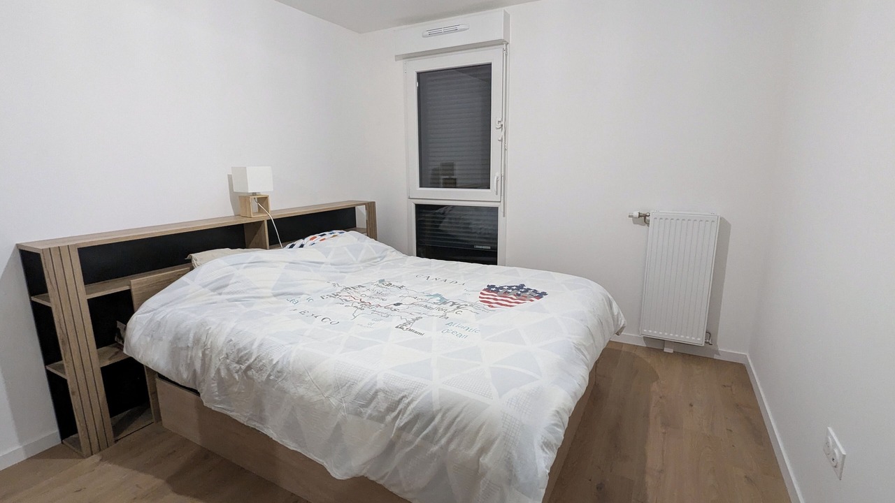 Photo of Bedroom in Verneuil-sur-Seine
