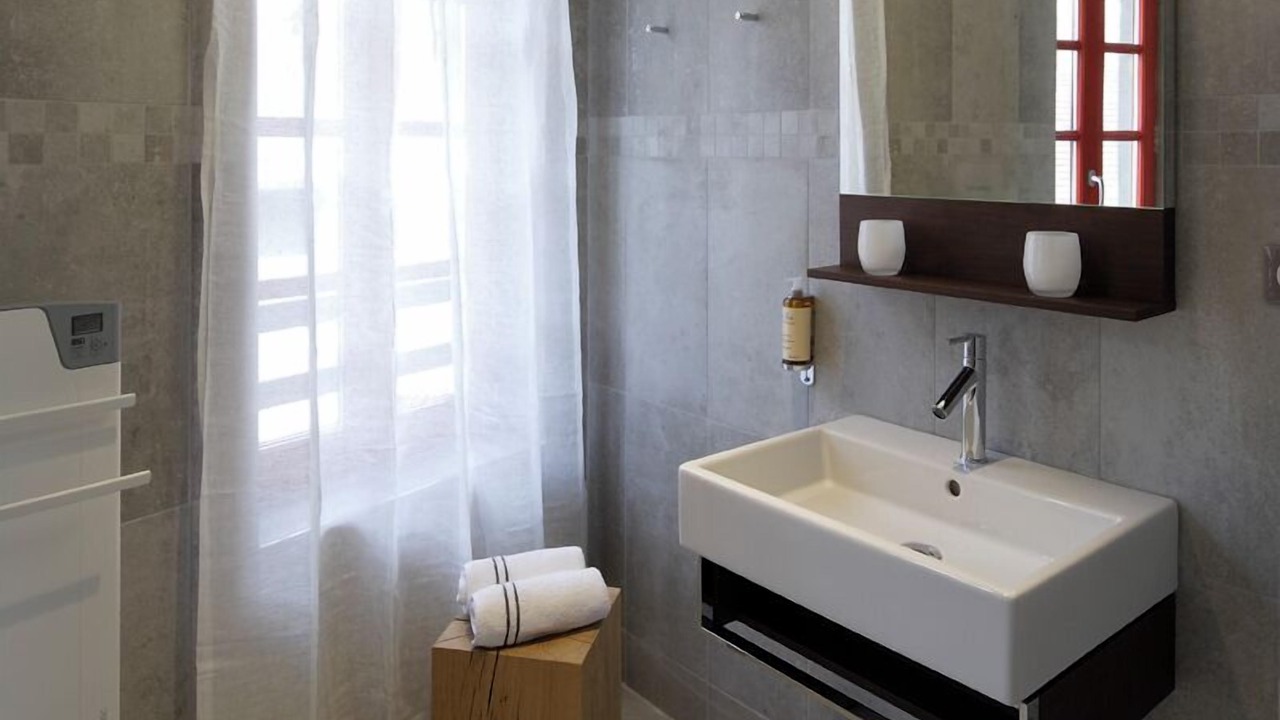 Photo of Bathroom in Aubusson