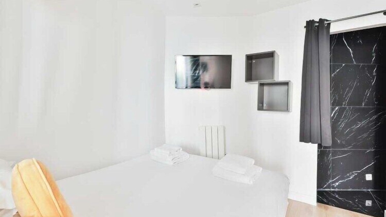 Photo of Bedroom in Val-de-Grace