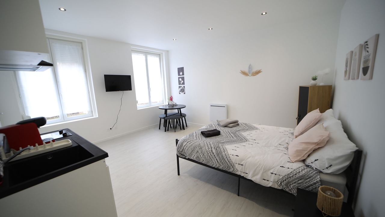 Photo of Bedroom in Cambrai