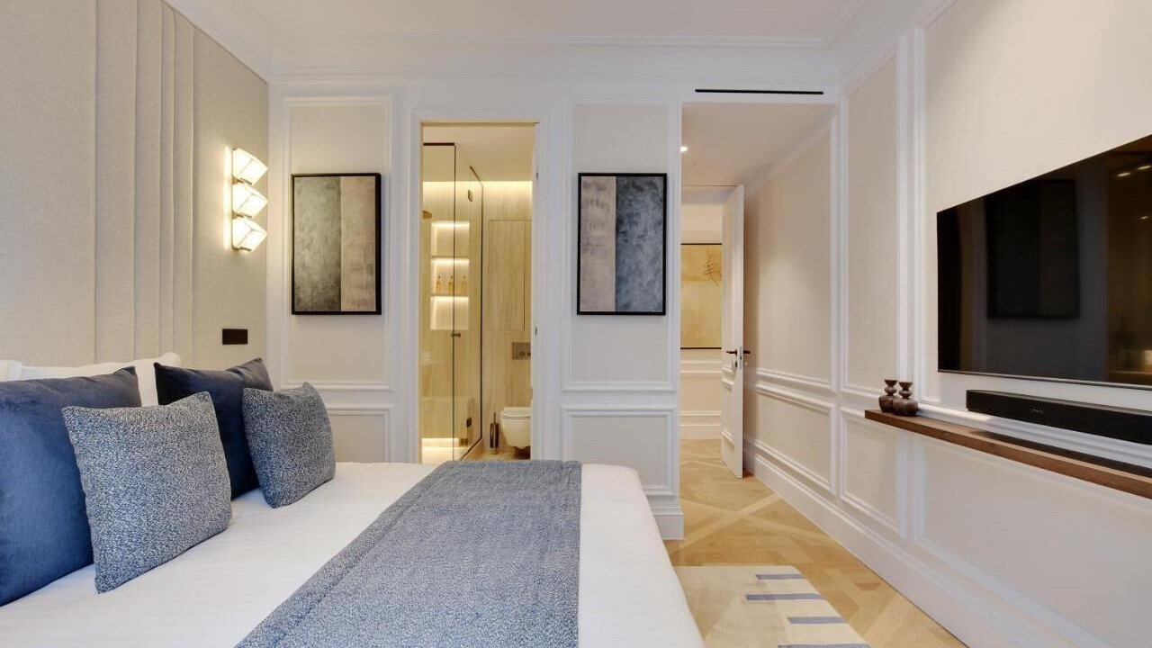 Photo of Bedroom in Notre-Dame-des-Champs
