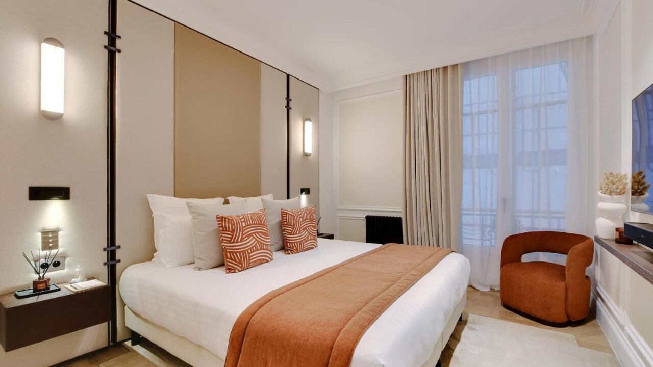 Photo of Bedroom in Notre-Dame-des-Champs