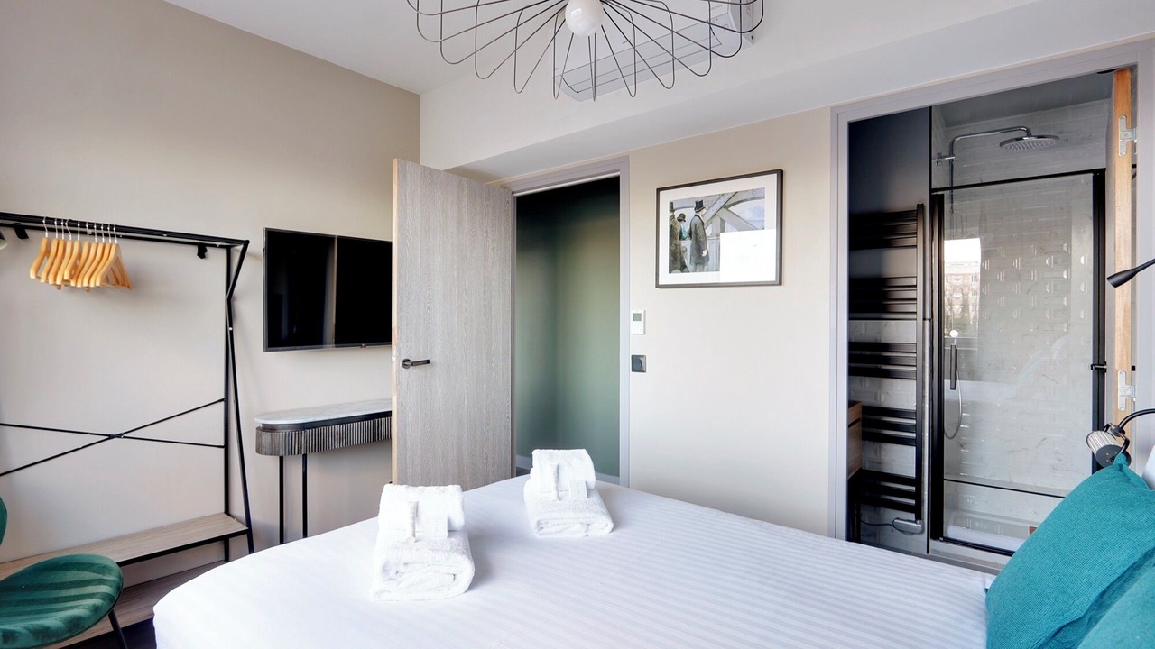 Photo of Bedroom in Combat