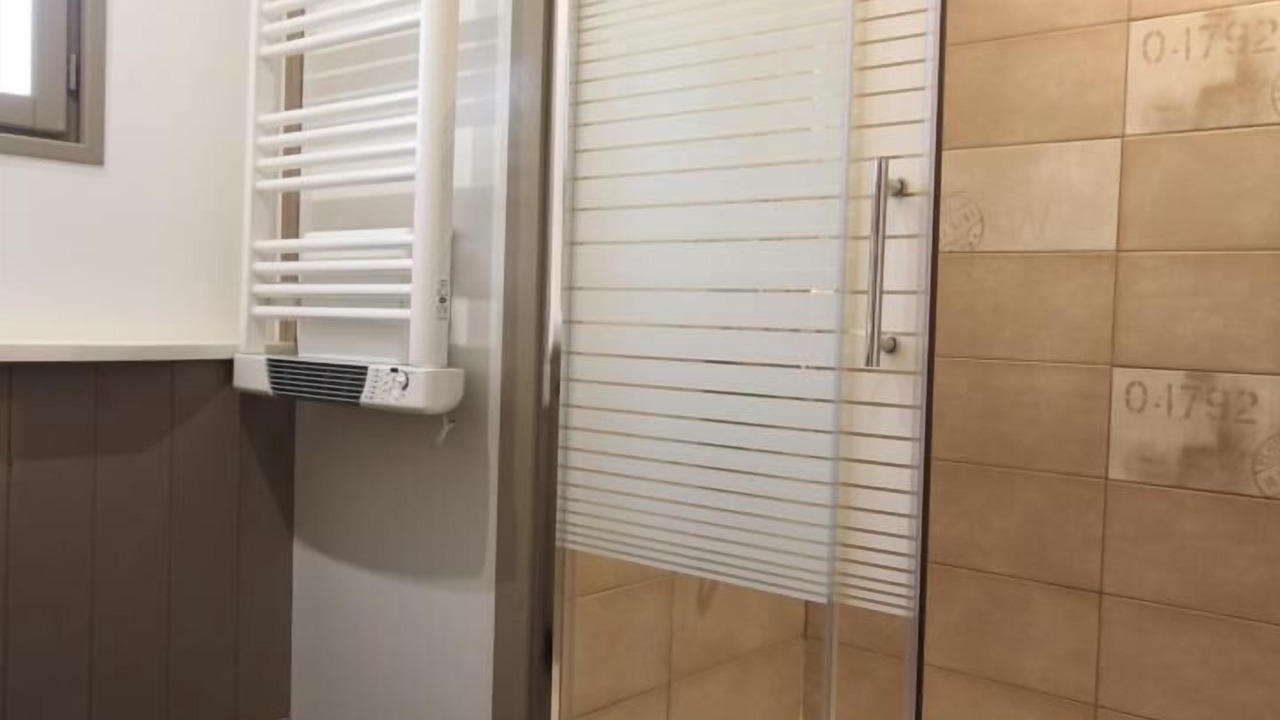 Photo of Bathroom in Saint-Micaud