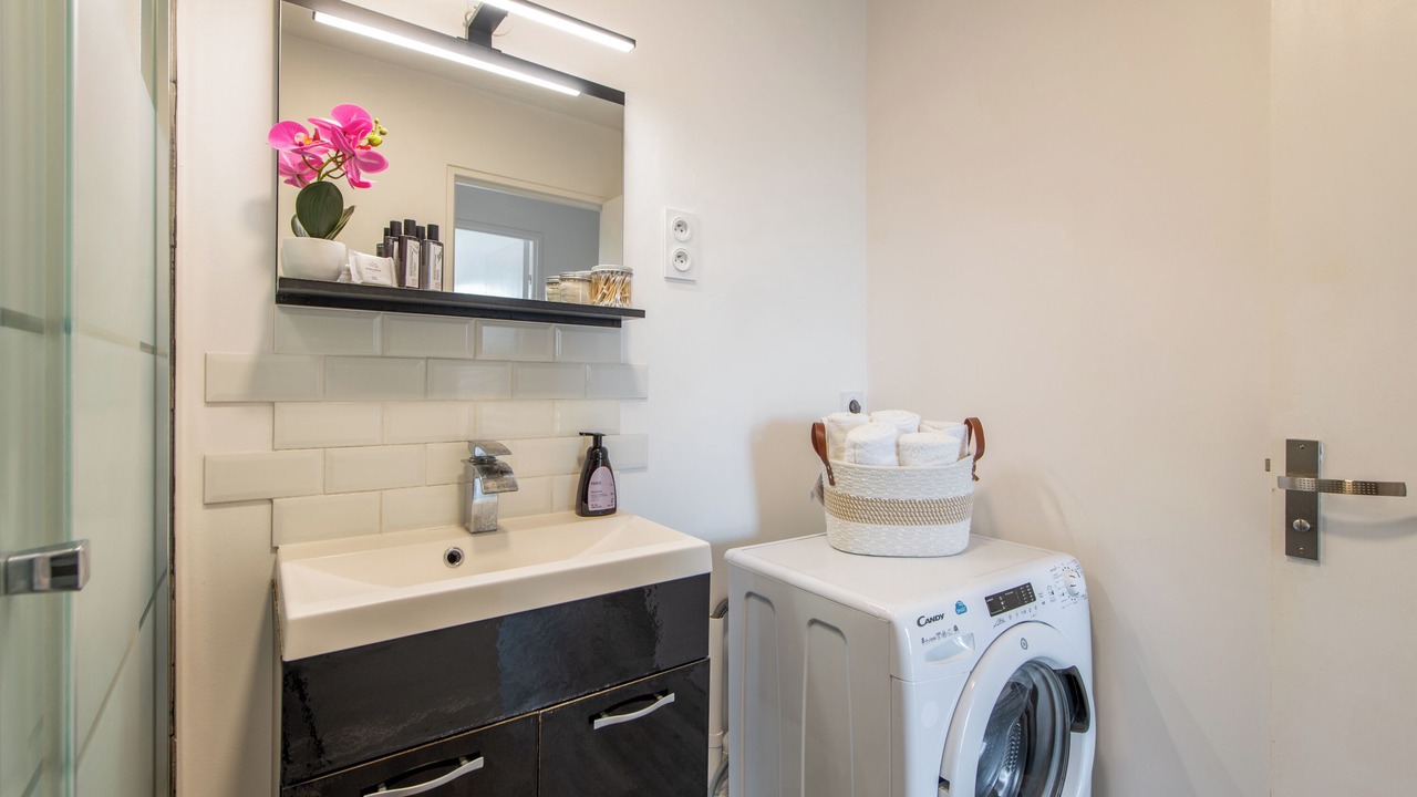 Photo of Bathroom in Mont-Mesly