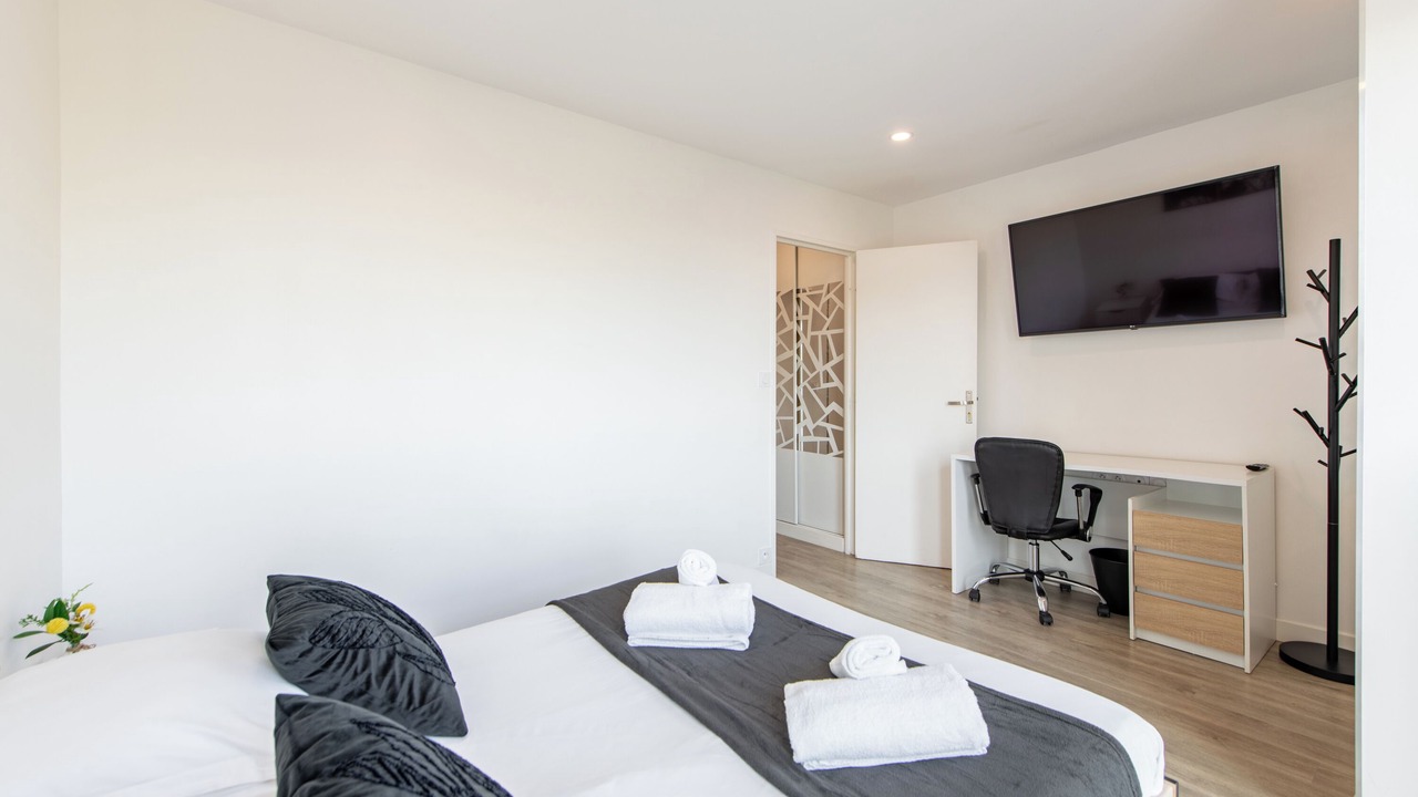 Photo of Bedroom in Mont-Mesly